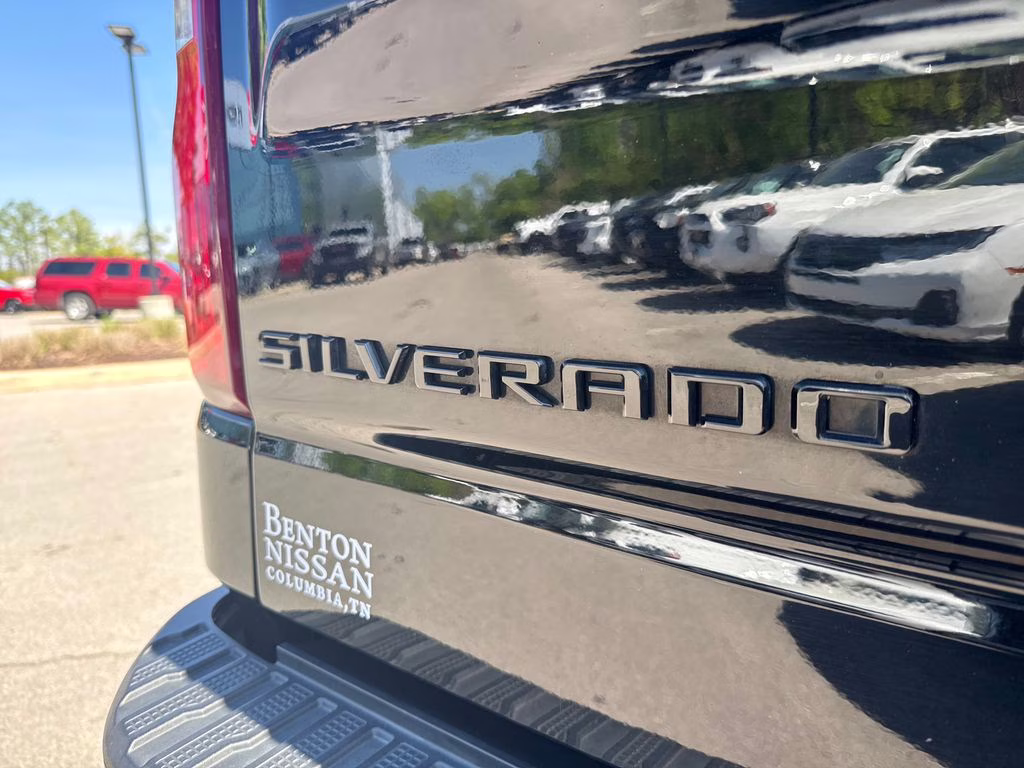 2021 Black Chevrolet Silverado 1500 LT Trail Boss 4X4 Truck