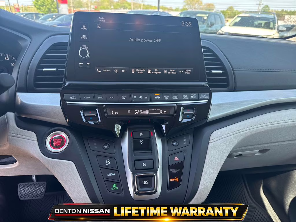 2025 Platinum White Pearl Honda Odyssey EX-L FWD Van