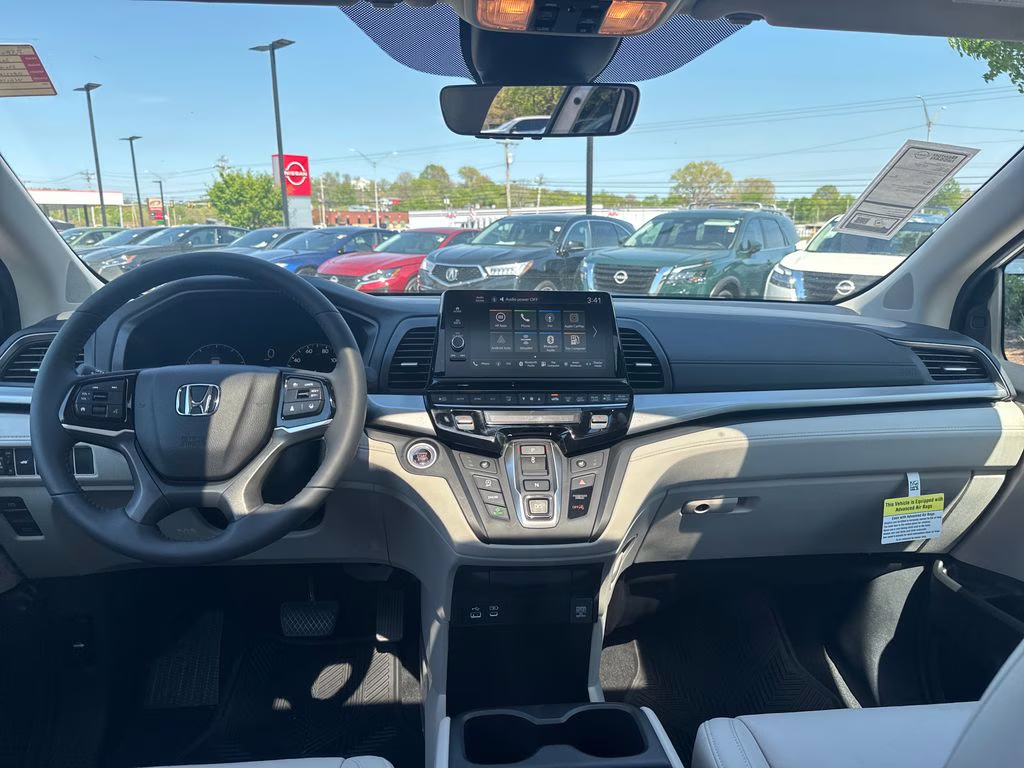 2025 Platinum White Pearl Honda Odyssey EX-L FWD Van