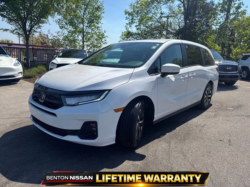 2025 Platinum White Pearl Honda Odyssey EX-L FWD Van
