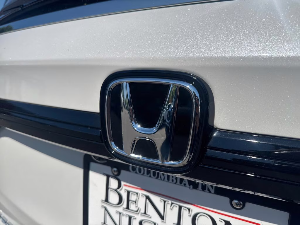 2025 Platinum White Pearl Honda Odyssey EX-L FWD Van