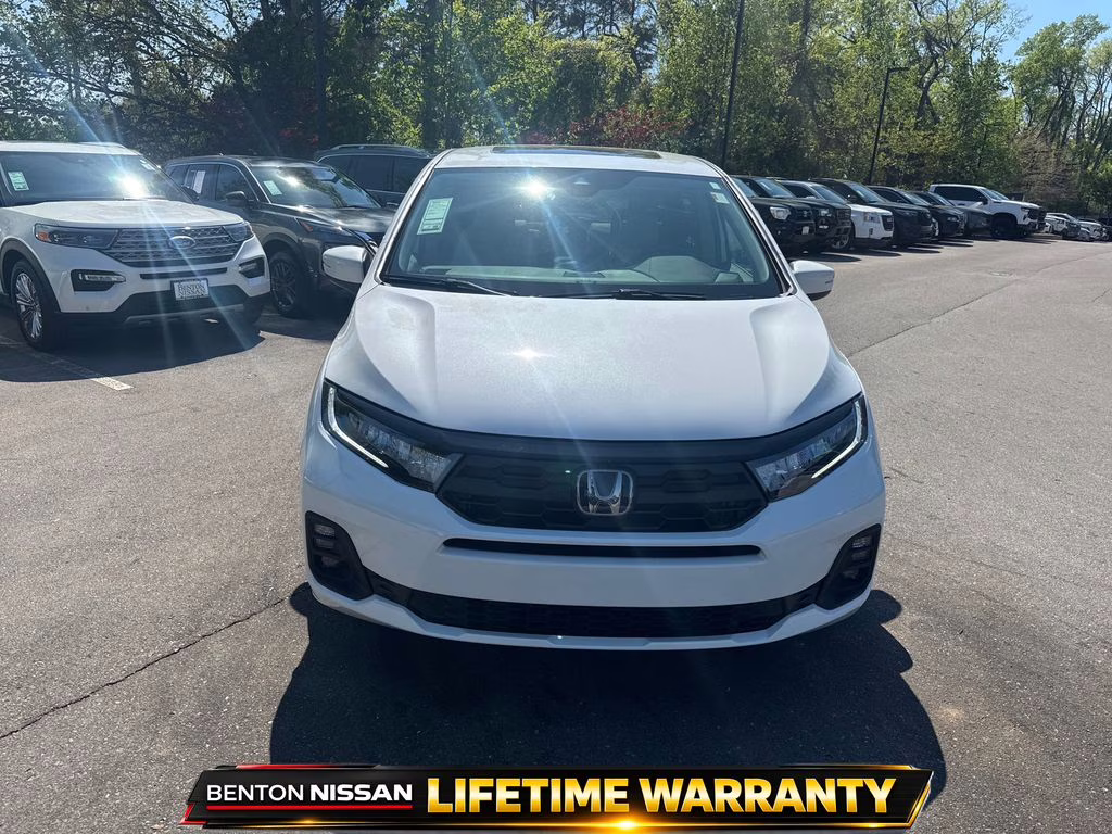 2025 Platinum White Pearl Honda Odyssey EX-L FWD Van