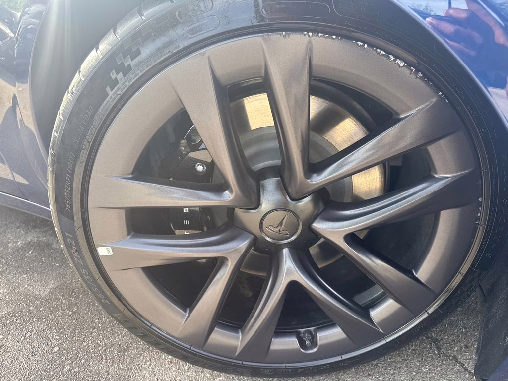 2021 Deep Blue Metallic Tesla Model S Plaid AWD Hatchback