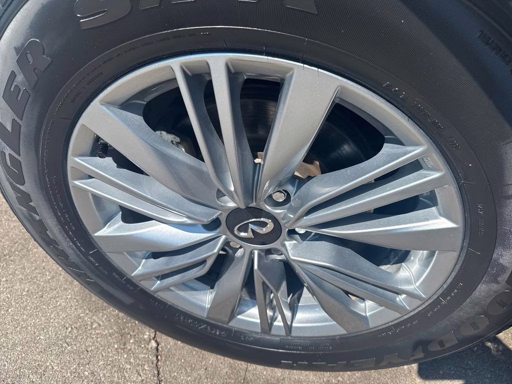 2024 Moonstone White INFINITI QX80 LUXE RWD SUV