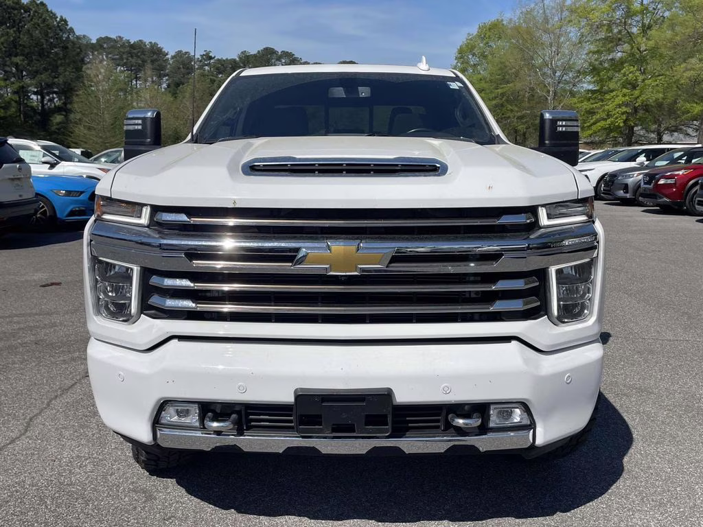 2023 Summit White Chevrolet Silverado 2500HD High Country 4X4 Truck