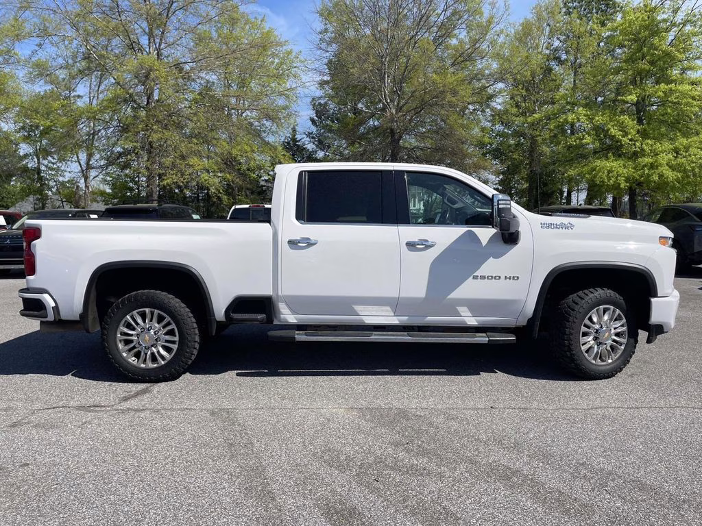 2023 Summit White Chevrolet Silverado 2500HD High Country 4X4 Truck