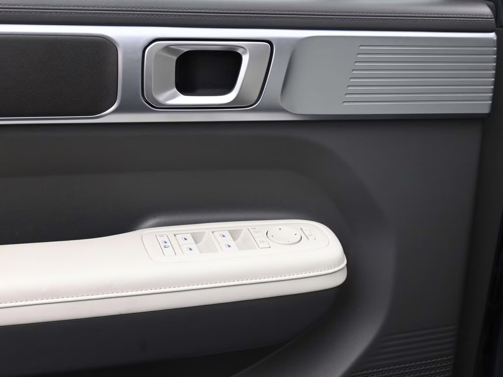 2025 Ecotronic Gray Hyundai Santa Fe SEL FWD SUV