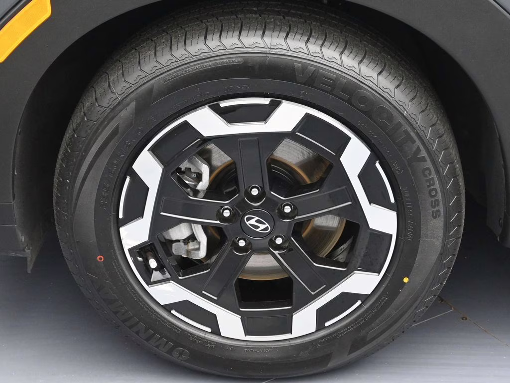 2025 Ecotronic Gray Hyundai Santa Fe SEL FWD SUV