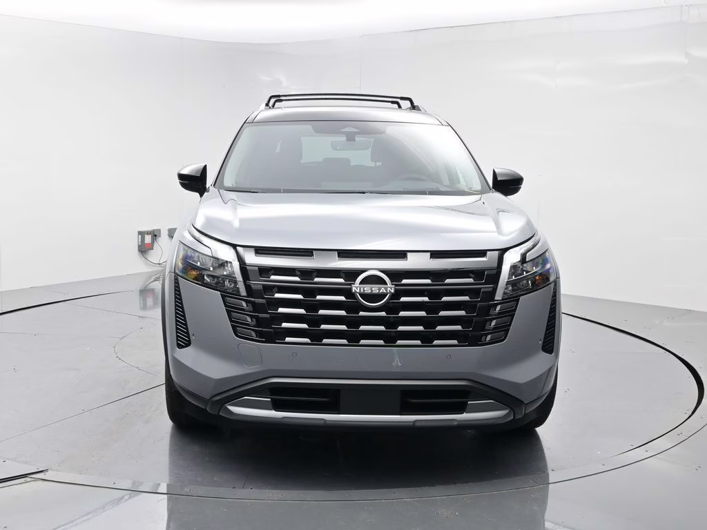 2026 Boulder Gray/Super Black Nissan Pathfinder Platinum FWD SUV