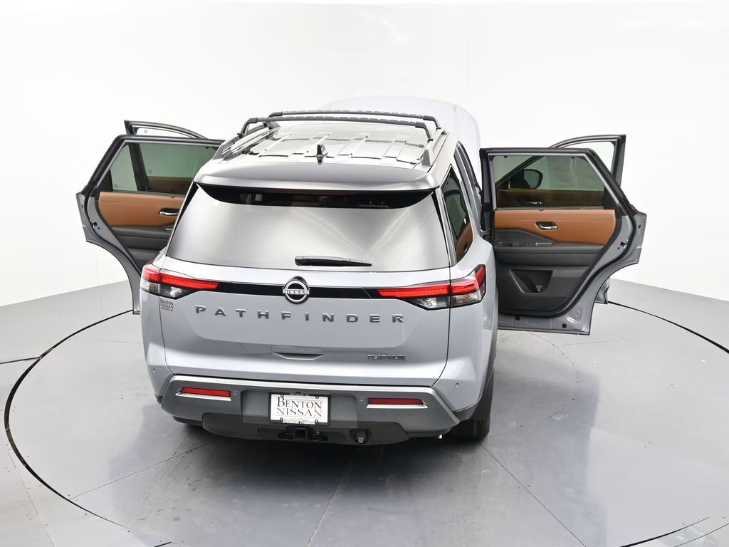 2026 Boulder Gray/Super Black Nissan Pathfinder Platinum FWD SUV
