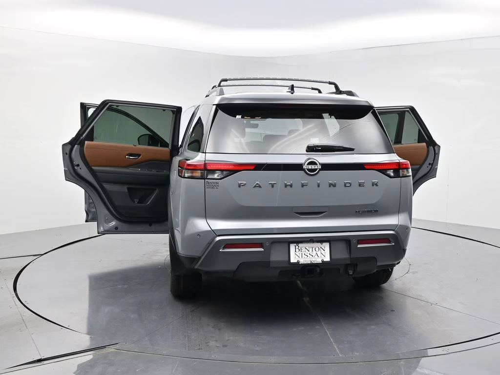 2026 Boulder Gray/Super Black Nissan Pathfinder Platinum FWD SUV
