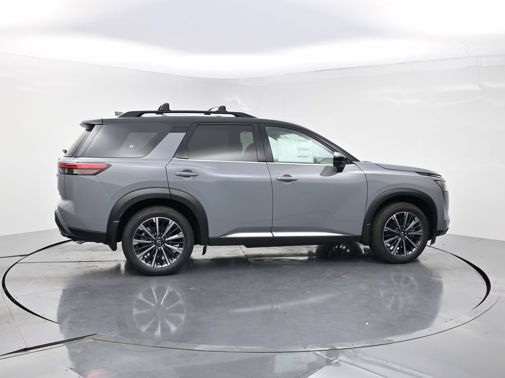 2026 Boulder Gray/Super Black Nissan Pathfinder Platinum FWD SUV