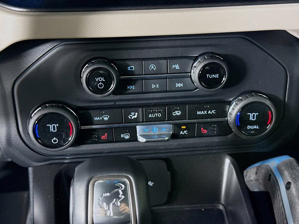 2023 Carbonized Gray Metallic Ford Bronco Wildtrak 4X4 SUV