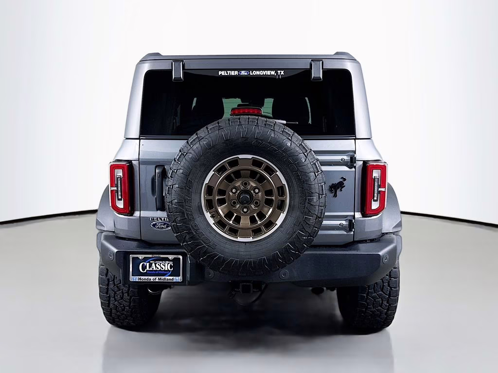 2023 Carbonized Gray Metallic Ford Bronco Wildtrak 4X4 SUV