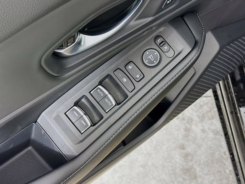 2026 Crystal Black Pearl Honda Accord Hybrid Sport-L FWD Sedan