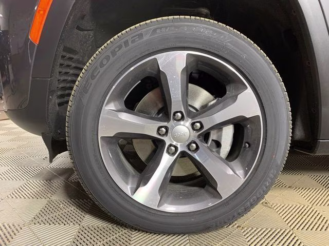 2026 Baltic Gray Metallic Clearcoat Jeep Grand Cherokee L Limited 4X4 SUV