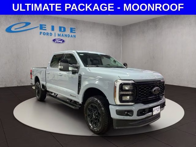 2026 Glacier Gray Metallic Tri-Coat Ford Super Duty F-350 SRW Lariat Black Appearance 4X4 Truck