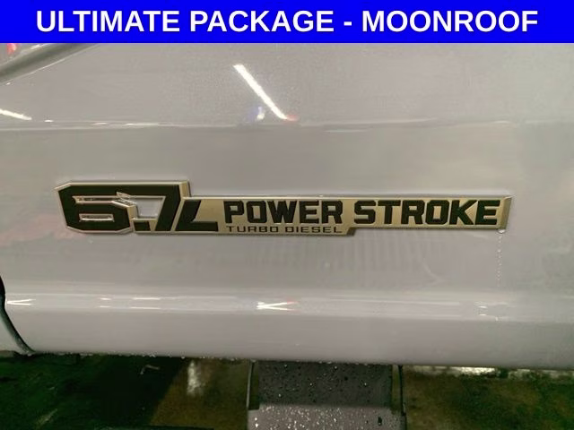 2026 Glacier Gray Metallic Tri-Coat Ford Super Duty F-350 SRW Lariat Black Appearance 4X4 Truck