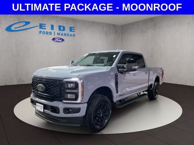 2026 Glacier Gray Metallic Tri-Coat Ford Super Duty F-350 SRW Lariat Black Appearance 4X4 Truck