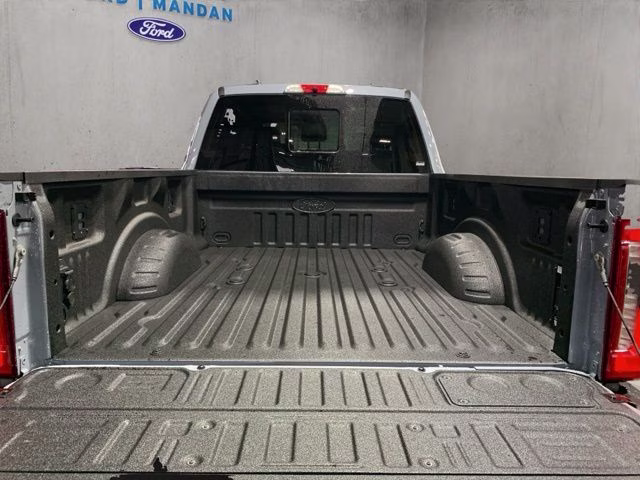 2026 Glacier Gray Metallic Tri-Coat Ford Super Duty F-350 SRW Lariat 4X4 Truck