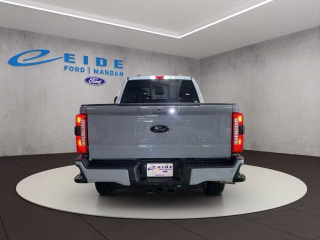 2026 Glacier Gray Metallic Tri-Coat Ford Super Duty F-350 SRW Lariat 4X4 Truck