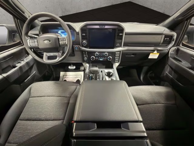 2026 Oxford White Ford F-150 XLT Black Appearance 4X4 Truck