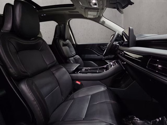 2026 Infinite Black Metallic Clearcoat Lincoln Aviator Reserve AWD SUV