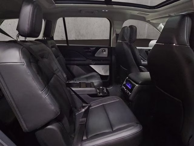 2026 Infinite Black Metallic Clearcoat Lincoln Aviator Reserve AWD SUV
