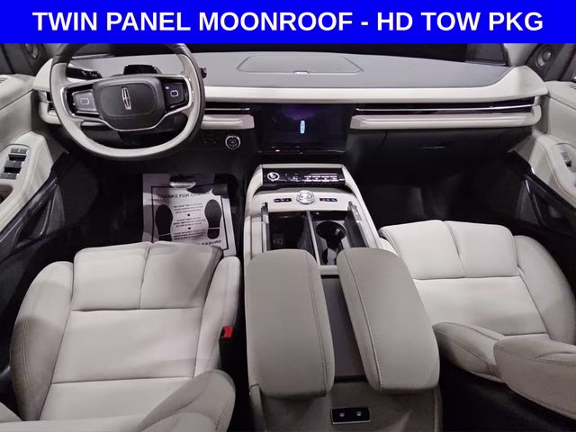 2026 Flight Blue Metallic Clearcoat Lincoln Navigator L Reserve 4X4 SUV