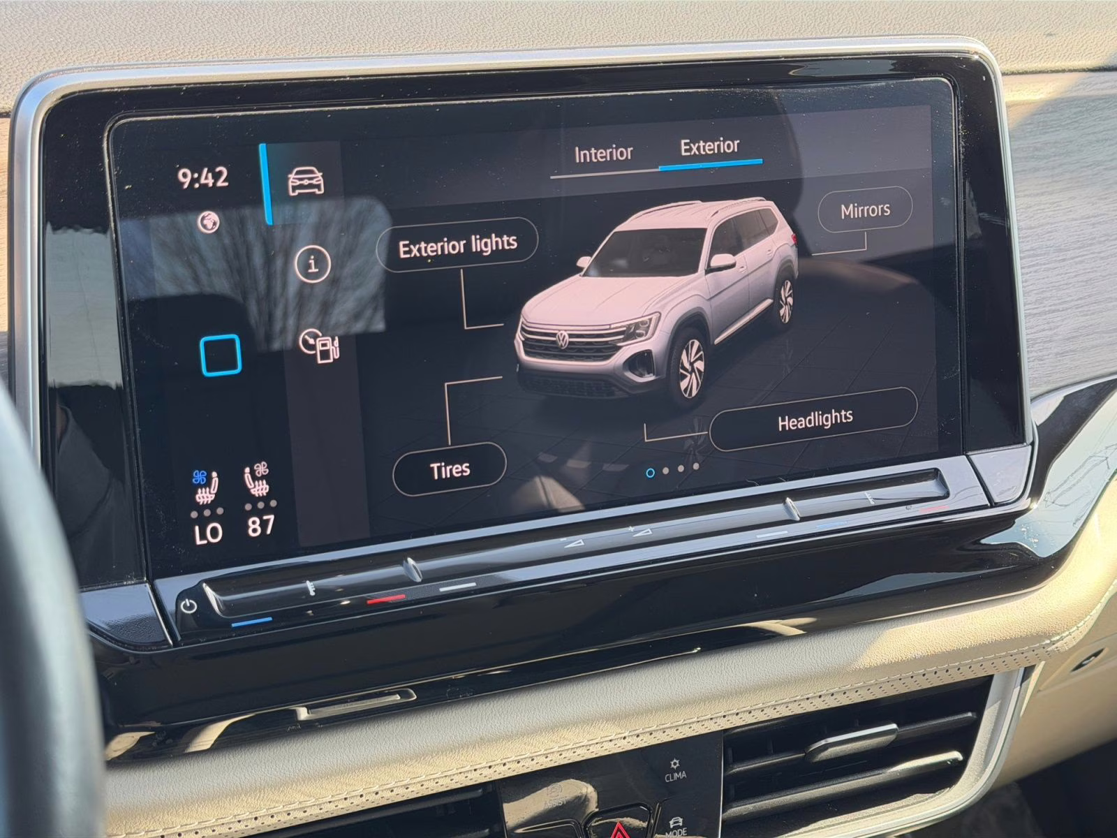 2024 White Volkswagen Atlas 2.0T SEL Premium R-Line AWD SUV