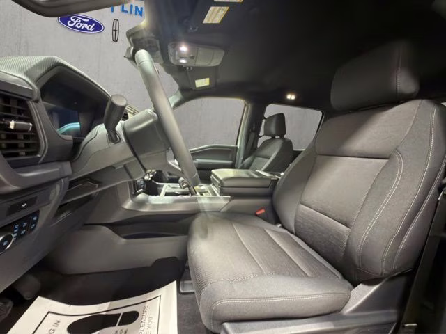 2026 Oxford White Ford F-150 XLT Black Appearance 4X4 Truck