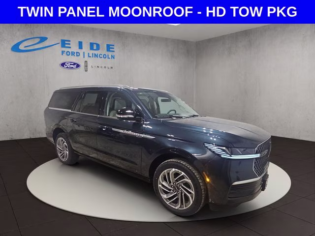 2026 Flight Blue Metallic Clearcoat Lincoln Navigator L Reserve 4X4 SUV