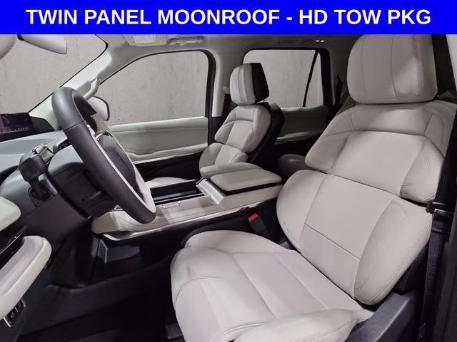2026 Flight Blue Metallic Clearcoat Lincoln Navigator L Reserve 4X4 SUV