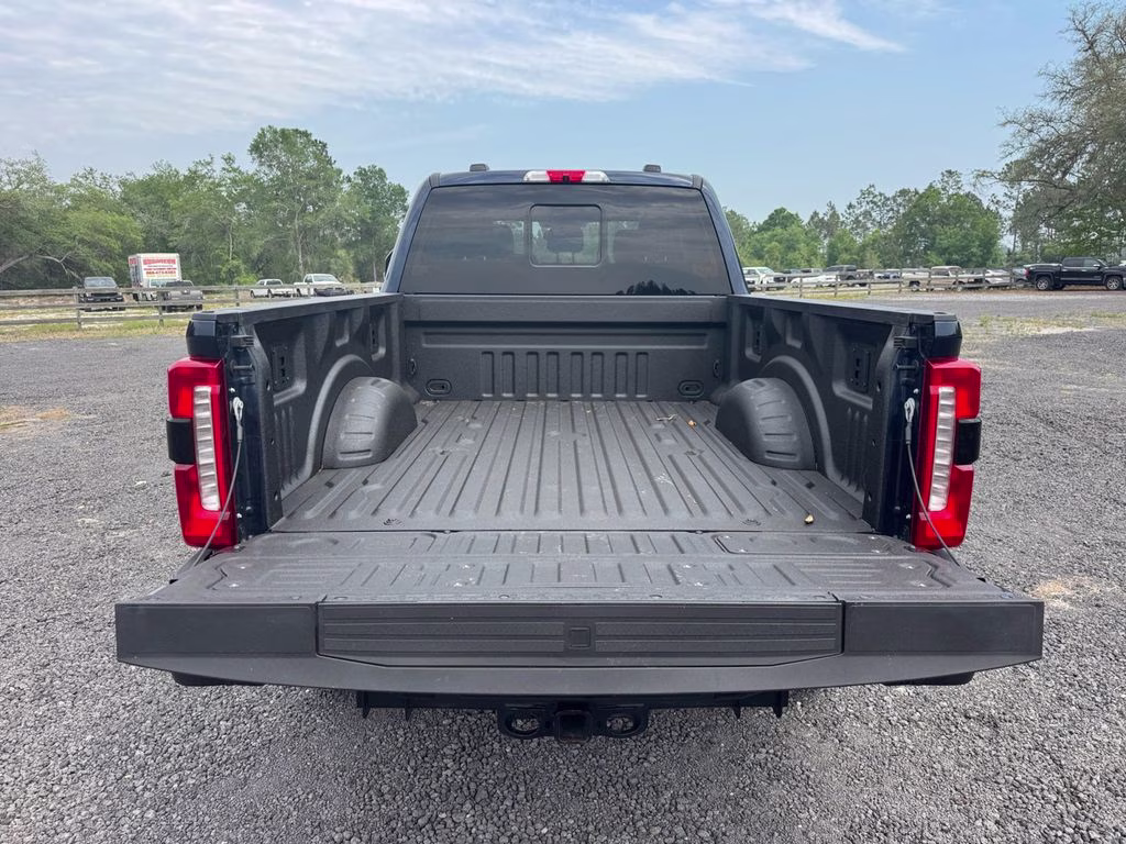 2024 Blue Metallic Ford Super Duty F-250 SRW Lariat 4X4 Truck