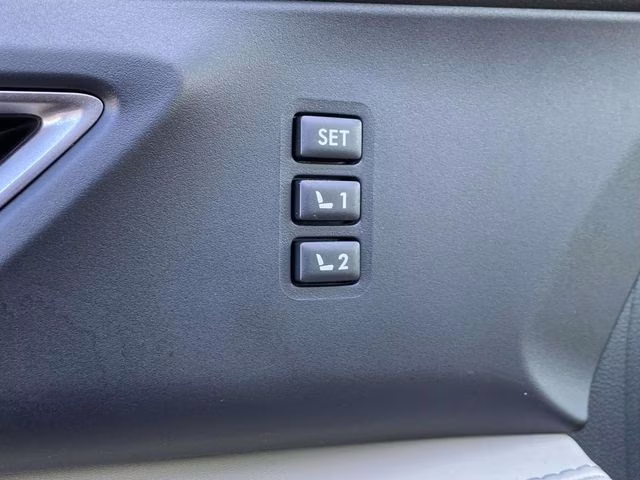 2023 Crystal Black Silica Subaru Ascent Limited AWD SUV