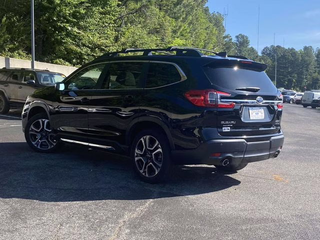 2023 Crystal Black Silica Subaru Ascent Limited AWD SUV