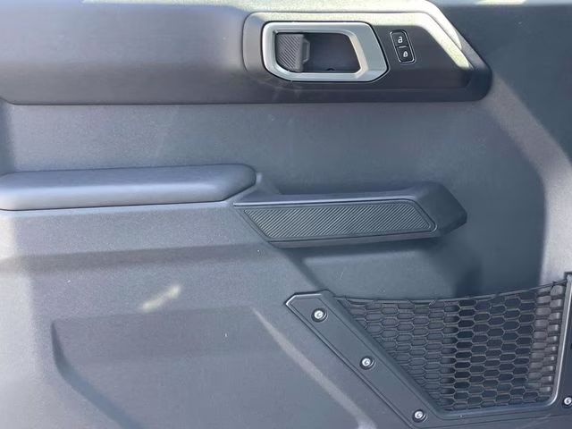 2026 Avalanche Ford Bronco Outer Banks 4X4 SUV