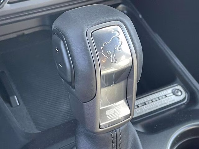 2026 Avalanche Ford Bronco Outer Banks 4X4 SUV