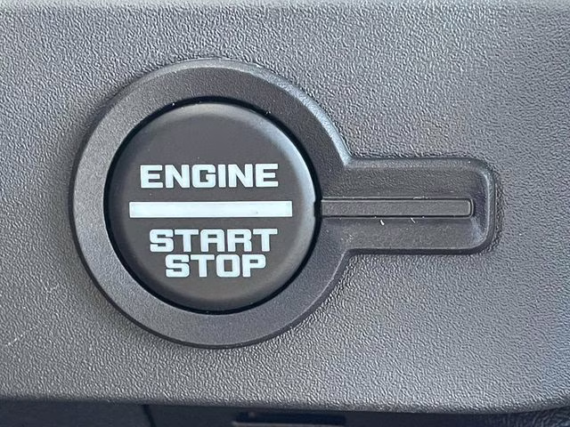 2026 Avalanche Ford Bronco Outer Banks 4X4 SUV