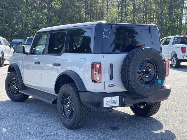 2026 Avalanche Ford Bronco Outer Banks 4X4 SUV