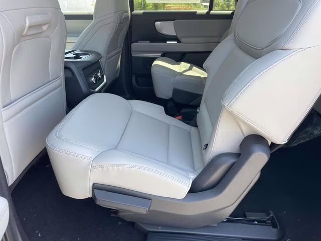 2026 White Ford Expedition Max Active RWD SUV