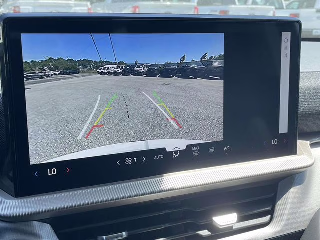 2026 White Ford Explorer Active RWD SUV