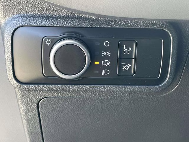 2026 White Metallic Ford Explorer Active RWD SUV