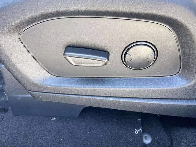 2026 White Metallic Ford Explorer Active RWD SUV