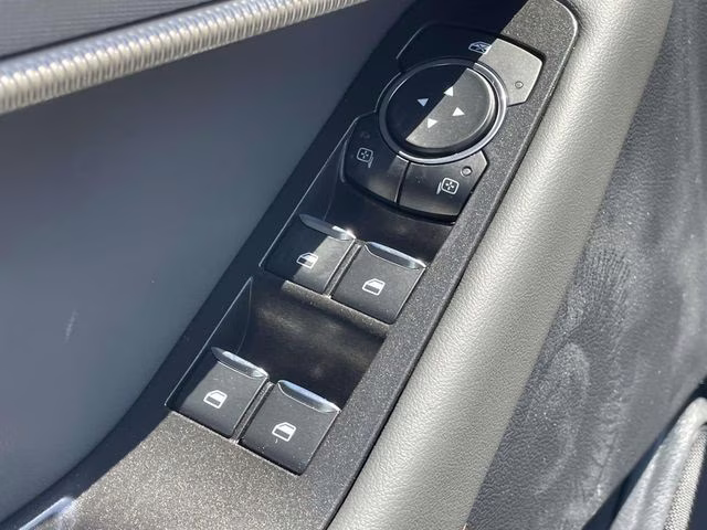 2026 White Metallic Ford Explorer Active RWD SUV