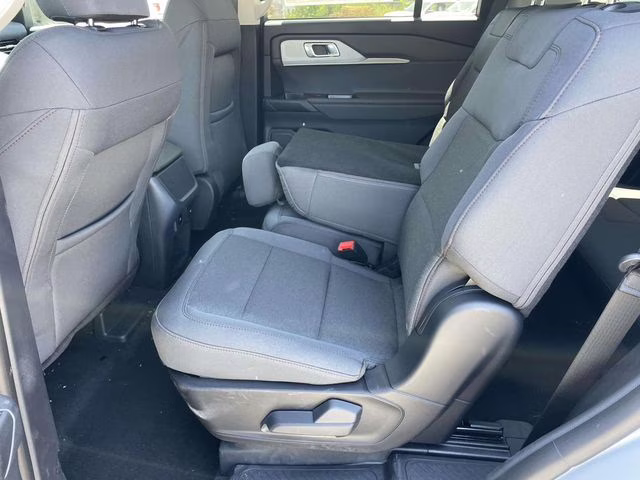 2026 White Metallic Ford Explorer Active RWD SUV