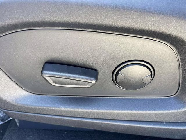 2026 White Metallic Ford Explorer Active RWD SUV