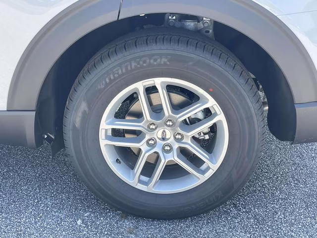2026 White Metallic Ford Explorer Active RWD SUV