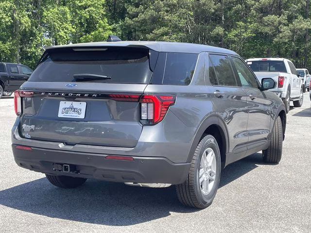 2026 Gray Metallic Ford Explorer Active RWD SUV