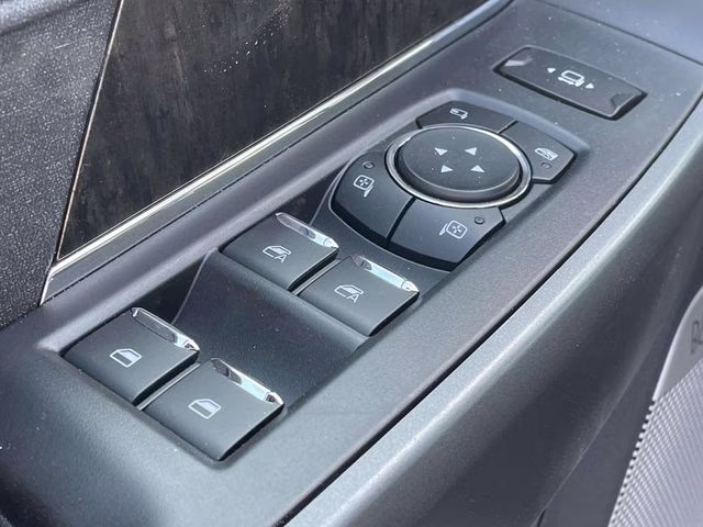 2026 Avalanche Ford Super Duty F-250 SRW Lariat 4X4 Truck